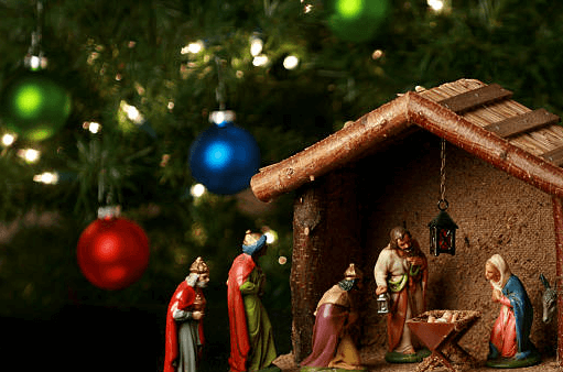 Simple:8vbqooj5dhe= Nativity Scene