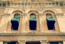 Awning vs. Casement Windows: A Modern Guide to Making the Right Choice