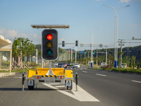 Vehicle Traffic Signal: Reliable LED Solutions for Modern Road Safety